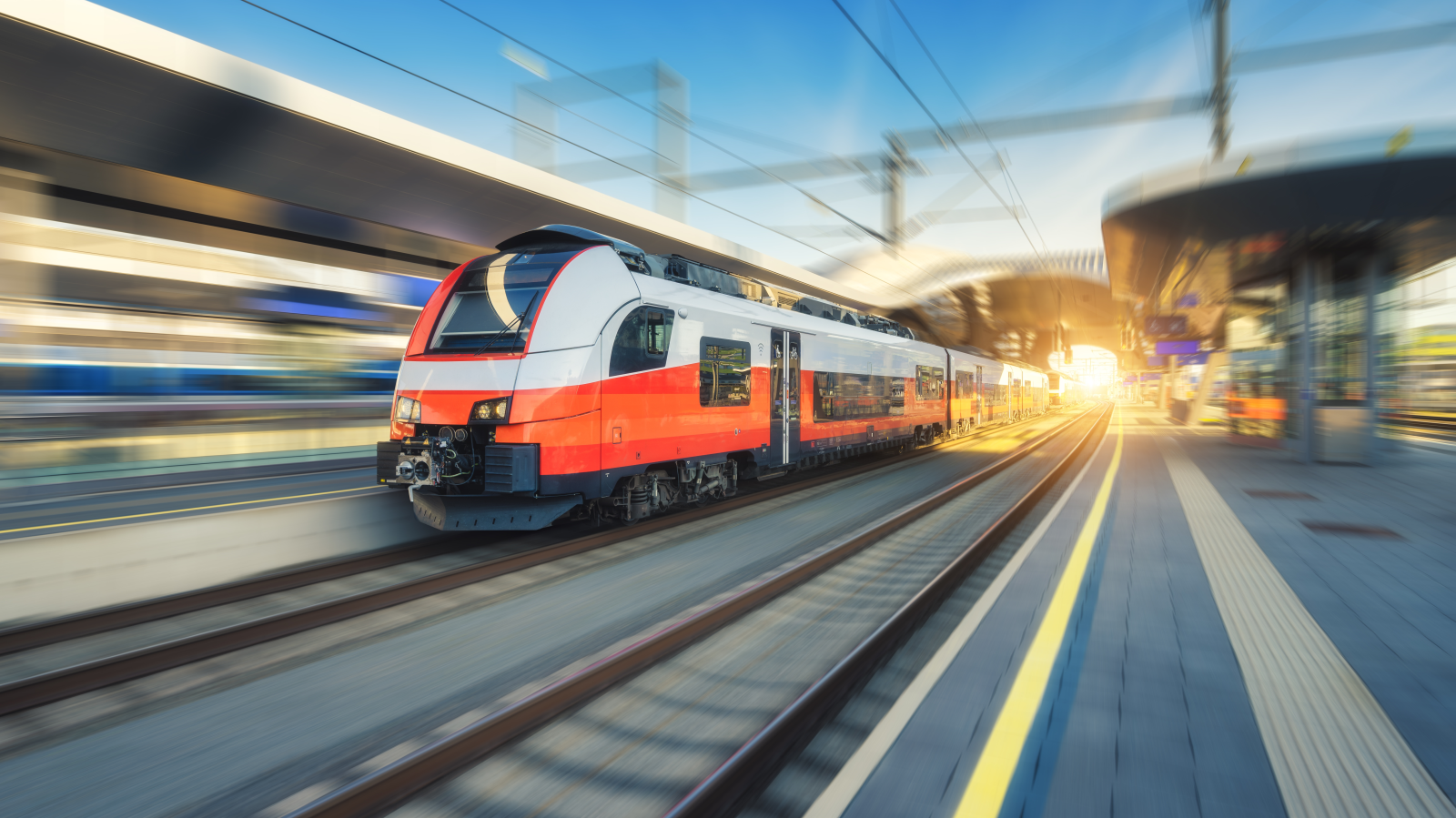 İstasyon Yeniden Açılıyor!, © shutterstock