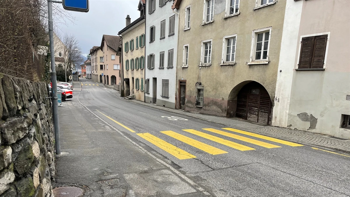In Zizers wurde ein Kind von einem Auto angefahren, © Kantonspolizei Graubünden In Zizers wurde ein Kind von einem Auto angefahren, © Kantonspolizei Graubünden