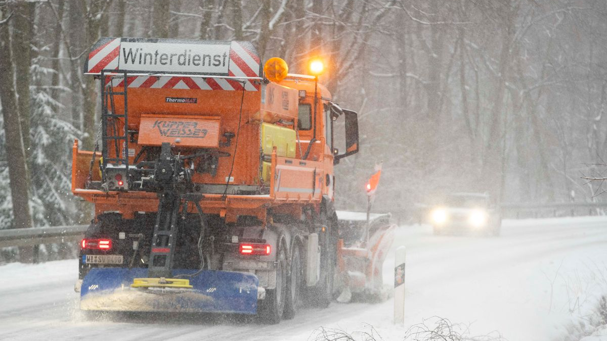 Kuzey Almanya’da Kar ve Buzlanma Alarmı!, © Helmut Fricke/dpa