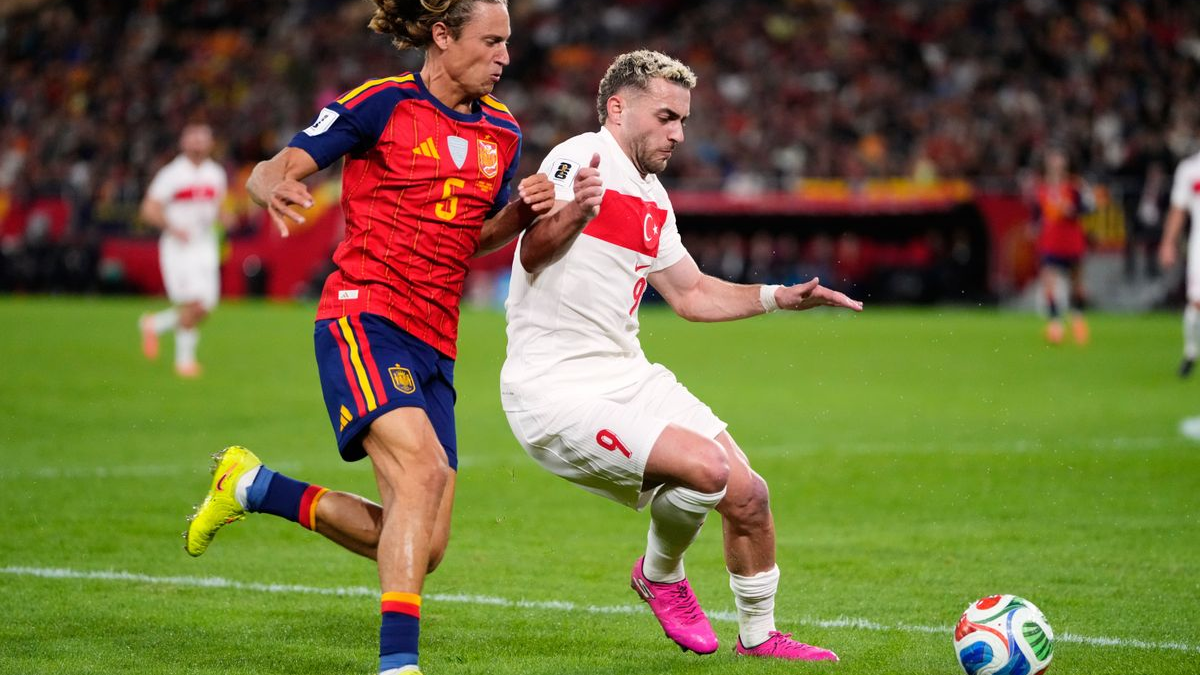 Türkiye, İspanya Deplasmanında Berabere Kaldı: 2-2, © Jose Breton/AP/dpa