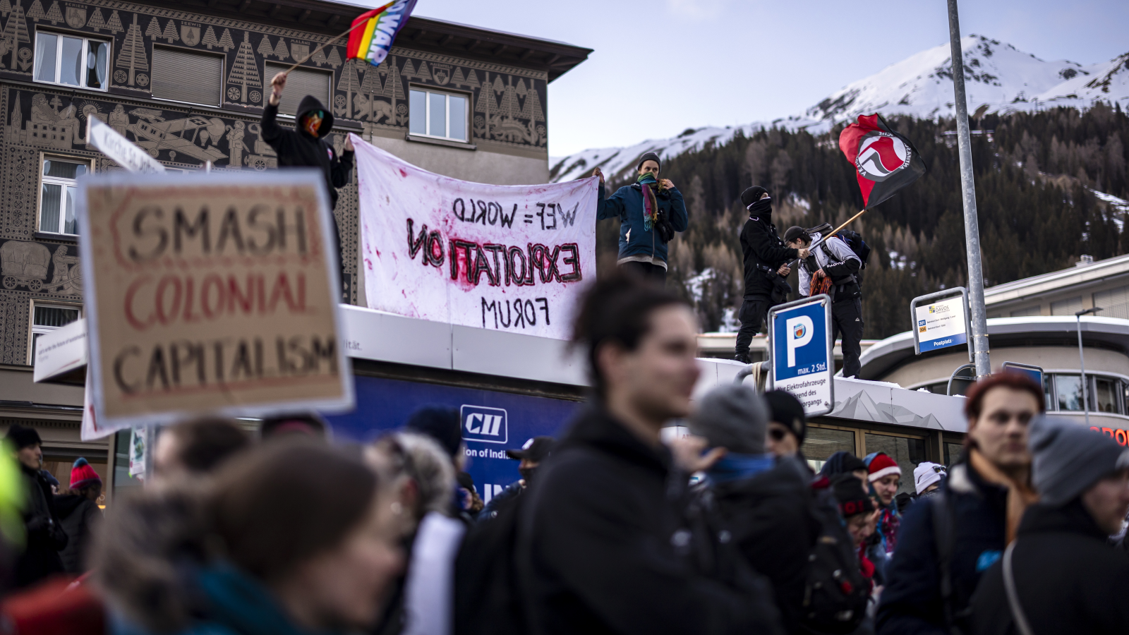30 Festnahmen bei Anti-WEF-Demo, © KEYSTONE  MICHAEL BUHOLZER