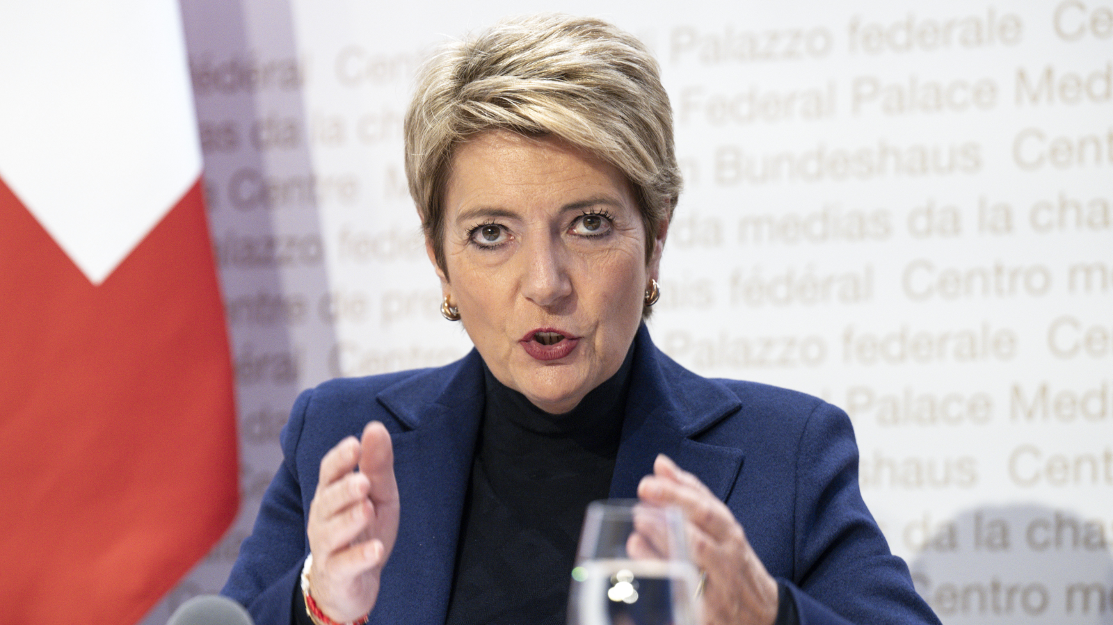 Karin Keller-Sutter für weitere Ukraine Unterstützung, © Keystone / Peter Schneider