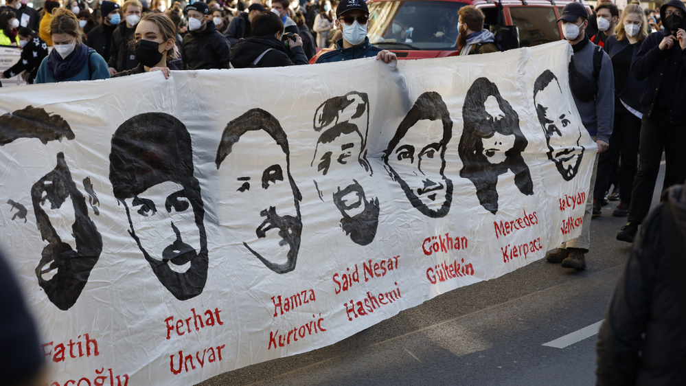 Hanau Terör Kurbanları Bugün Almanya Genelindeki Törenlerle Anılıyor!, © shutterstock