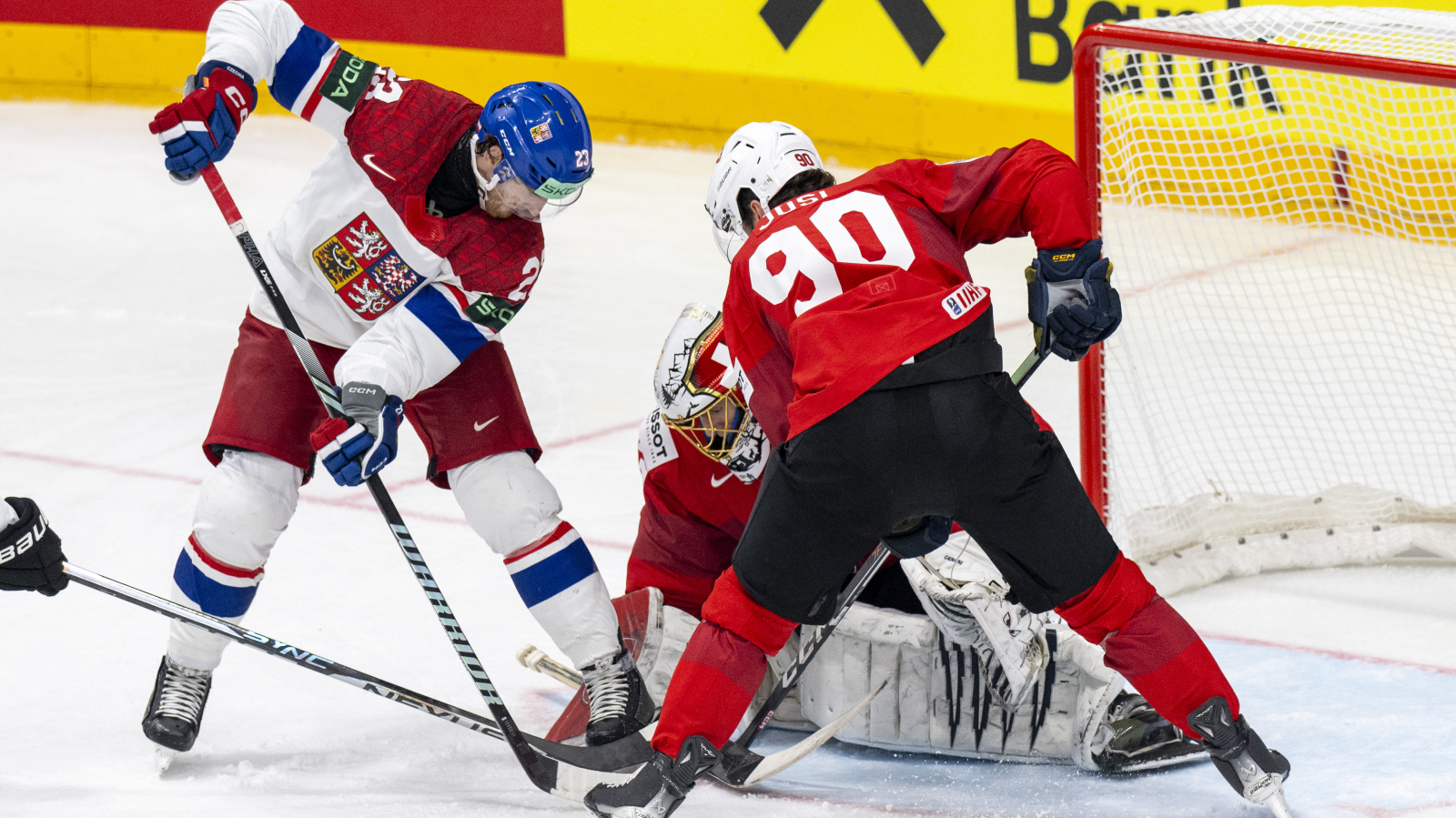 Schweizer Sieg gegen WM-Gastgeber Tschechien, © KEYSTONE /  PETER SCHNEIDER
