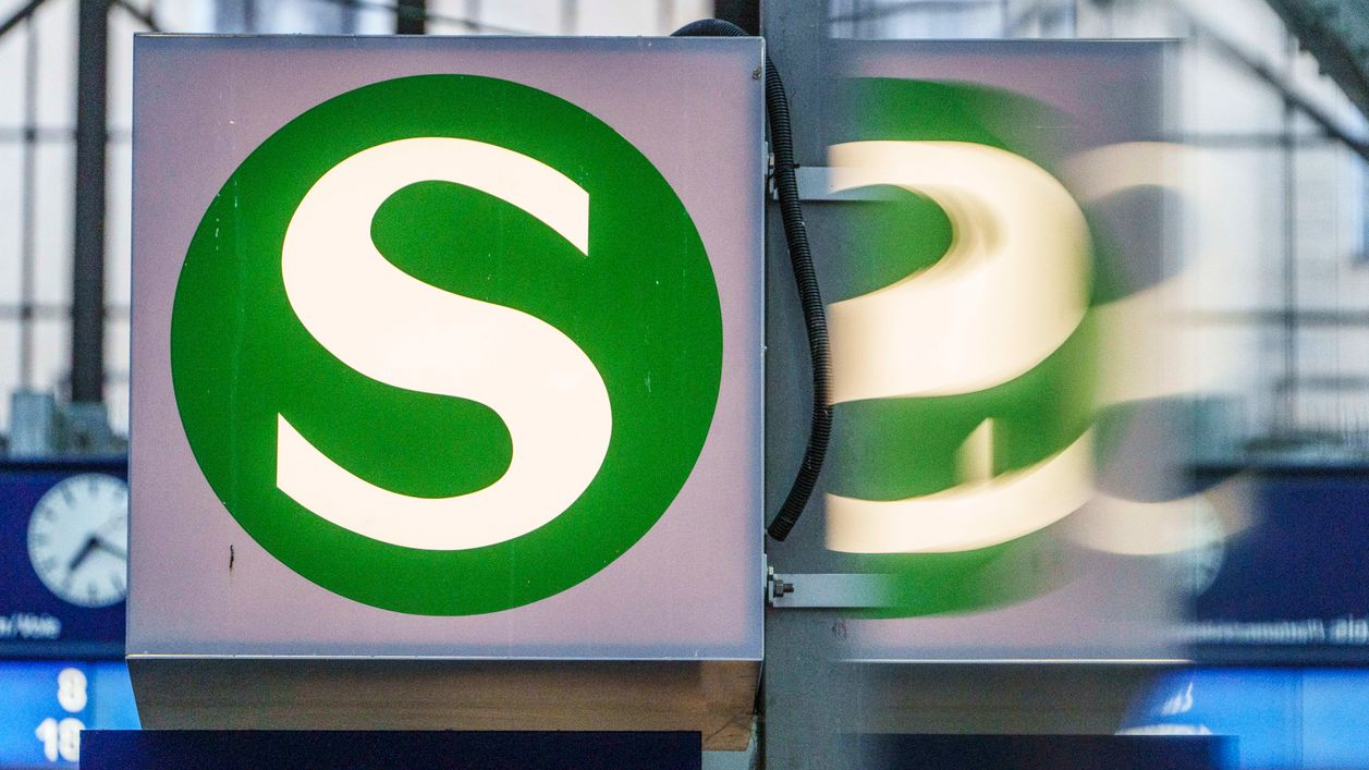 Frankfurt S-Bahn’ında Grev Yok Ama Teknik Arıza Var!, © Andreas Arnold/dpa