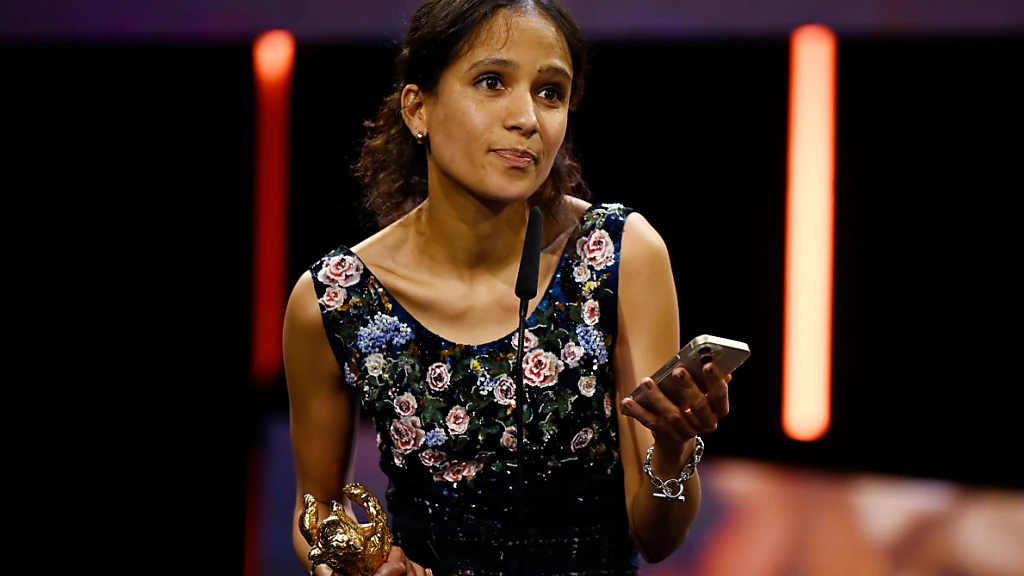 Raubkunst-Doku von Mati Diop gewinnt Hauptpreis der Berlinale, © Keystone / SDA Raubkunst-Doku von Mati Diop gewinnt Hauptpreis der Berlinale, © Keystone / SDA