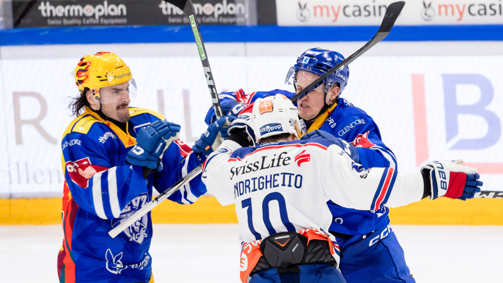 ZSC schlägt Zug zum siebenten Mal in Serie, © Keystone / Philipp Schmidli