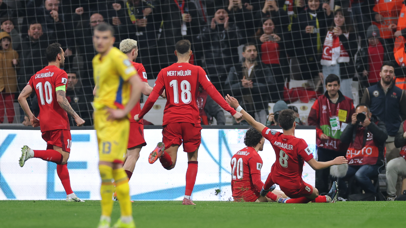 Kosova - Türkiye Maçı Saat Kaçta, Hangi Kanalda?, © Uncredited/AP/dpa