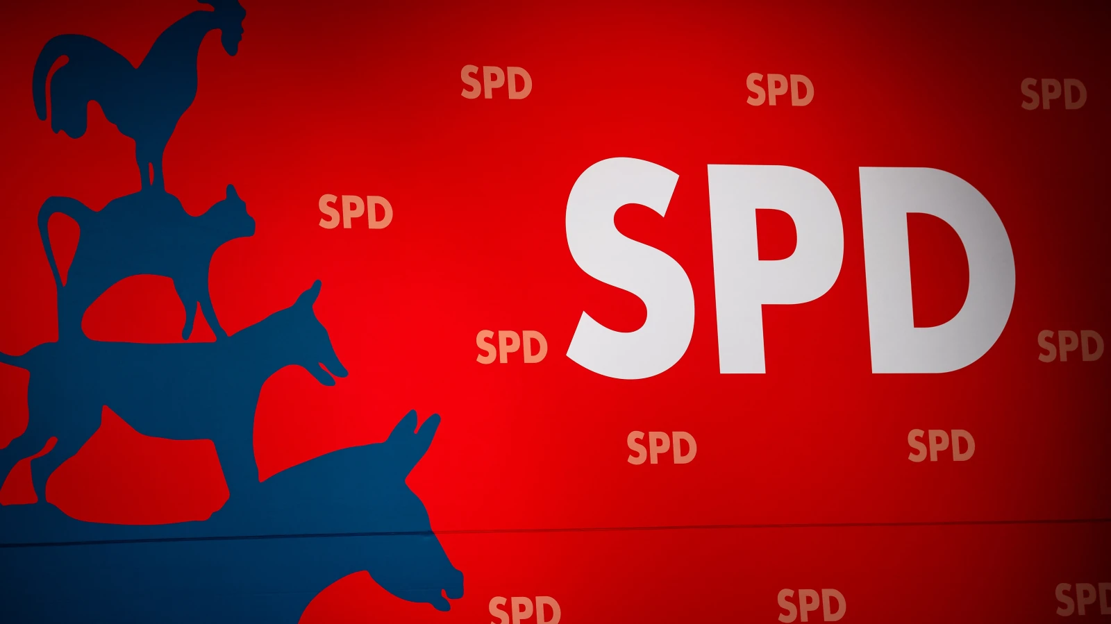 Bremen’de SPD Alt Bölgelerinin Birleşmesi Yasal Bulundu!, © dpa Bremen’de SPD Alt Bölgelerinin Birleşmesi Yasal Bulundu!, © dpa