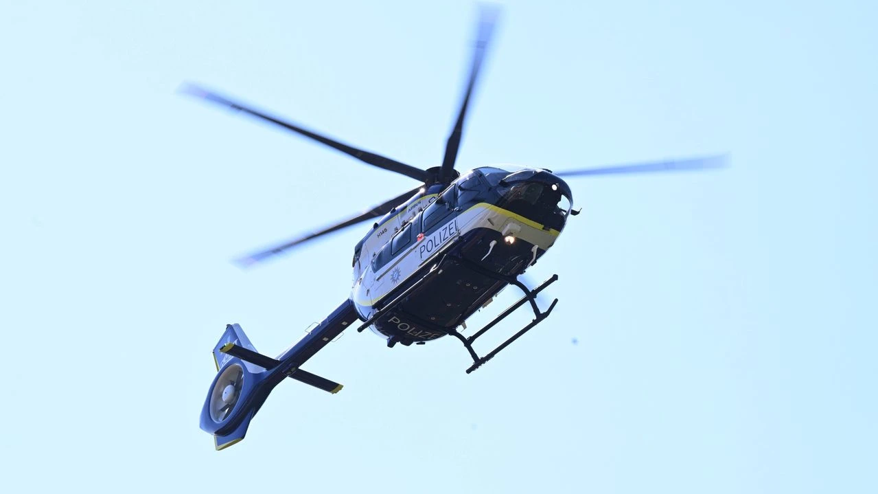 Dortmund’da Polis Helikopteriyle Takip, © dpa Dortmund’da Polis Helikopteriyle Takip, © dpa