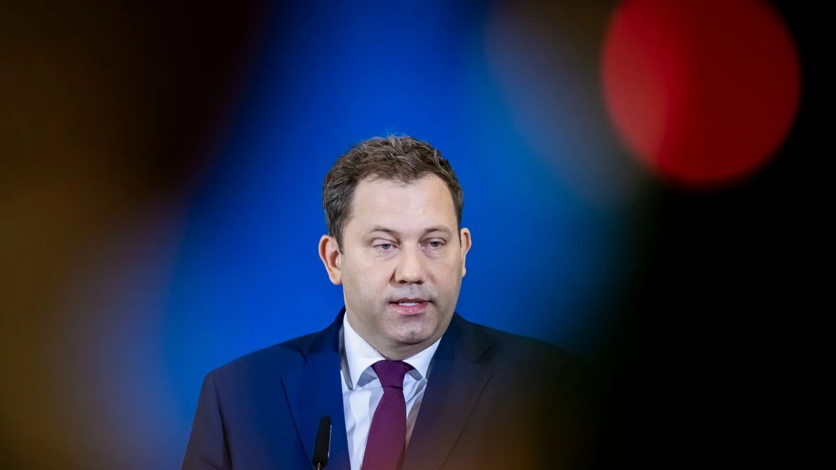 Almanya’da Vergi Gelirlerinde Artış Beklentisi: Federal Bütçe Hâlâ Darboğazda!, © Christoph Soeder/dpa Almanya’da Vergi Gelirlerinde Artış Beklentisi: Federal Bütçe Hâlâ Darboğazda!, © Christoph Soeder/dpa