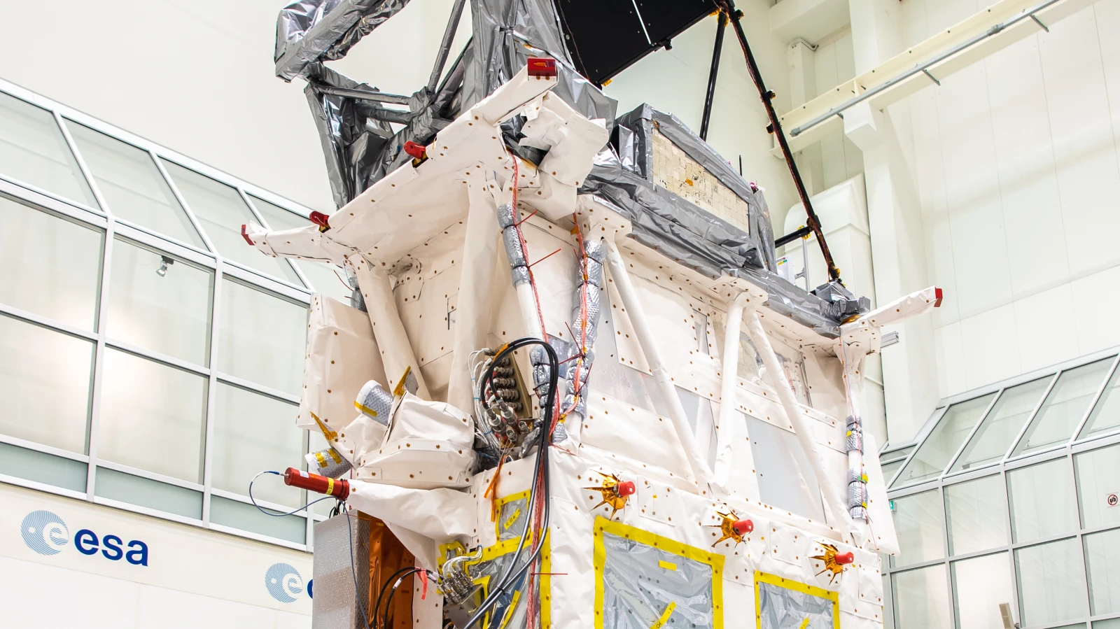 Bodensee'den 'Earth Care Uydusu' Başarıyla Uzaya Fırlatıldı, © dpa Bodensee'den 'Earth Care Uydusu' Başarıyla Uzaya Fırlatıldı, © dpa