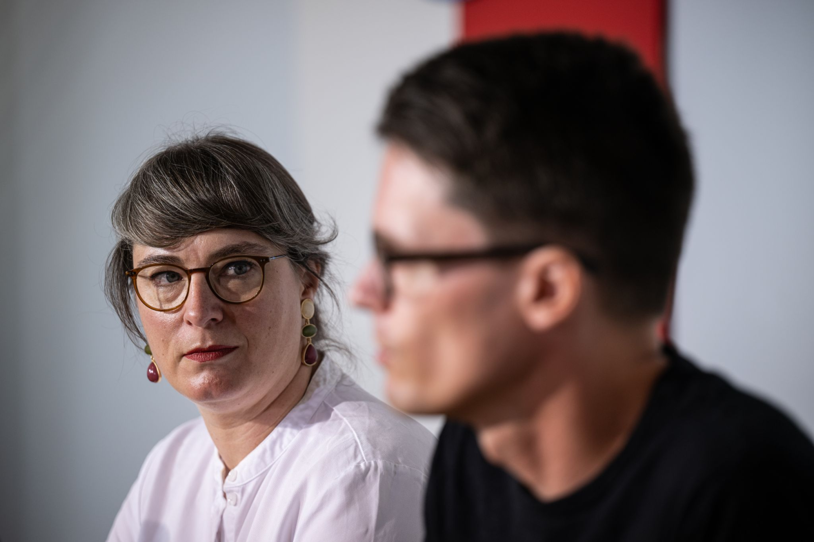 Die beiden Linke-Landesvorsitzenden Ulrike Grosse-Röthig und Christian Schaft schlossen Wechselgedanken einzelner Abgeordneter in den Tagen nach der Landtagswahl aus., © Hannes P. Albert/dpa