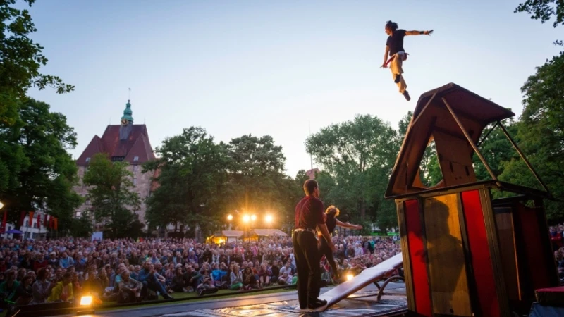 Bremen’de Sokak Sanatları Festivali "La Strada" Başlıyor!, © wfb-bremen.de/sagmalspaghetti Bremen’de Sokak Sanatları Festivali "La Strada" Başlıyor!, © wfb-bremen.de/sagmalspaghetti