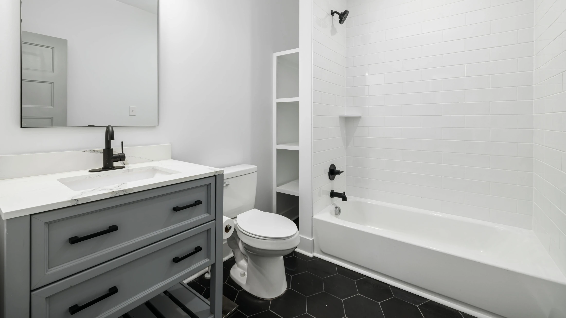 © Curtis Adams © Curtis Adams