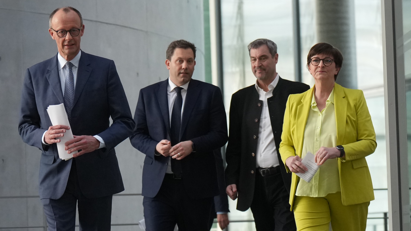 Koalisyon Görüşmelerinde İlk Etap Tamamlanıyor: Gözler Çalışma Gruplarında, © dpa