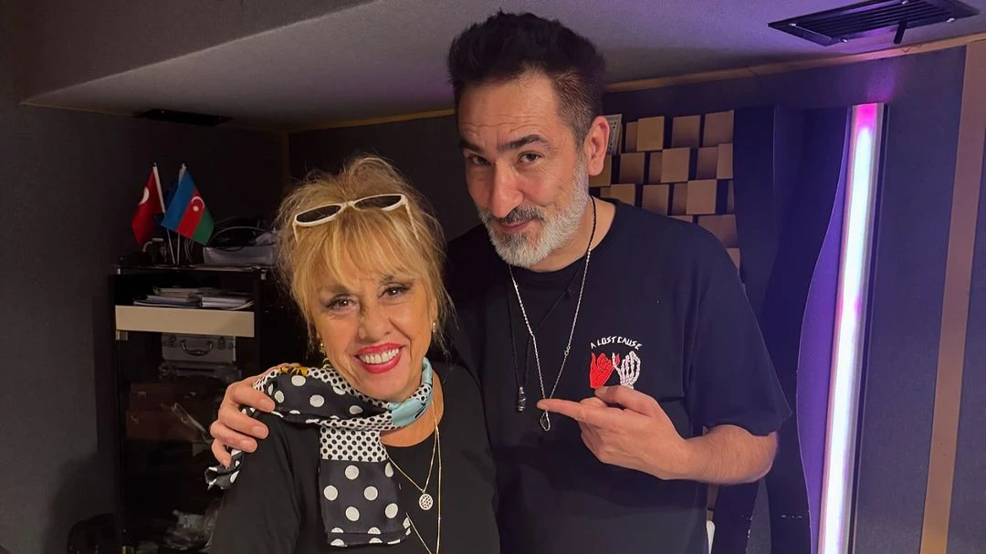 Rap ile Türk Sanat Müziğini Buluşturan Sürpriz Düet!, © Sagopa Kajmer instagram hesabi Rap ile Türk Sanat Müziğini Buluşturan Sürpriz Düet!, © Sagopa Kajmer instagram hesabi