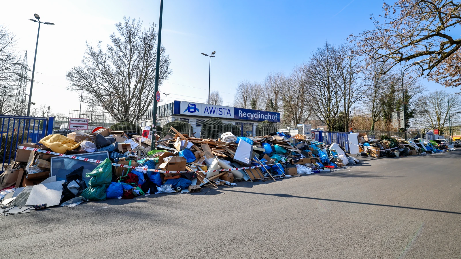 Bremen’de Çöp Depolama Alanı Yükseltilebilir, © dpa Bremen’de Çöp Depolama Alanı Yükseltilebilir, © dpa