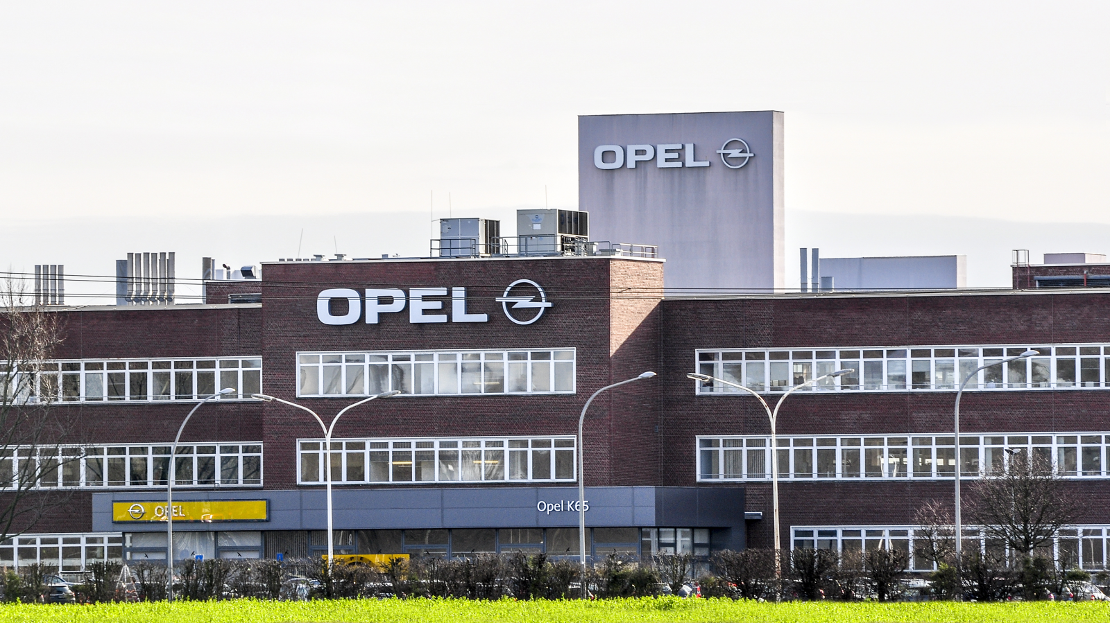Opel Rüsselsheim'da Üretime Ara Verdi, © shutterstock