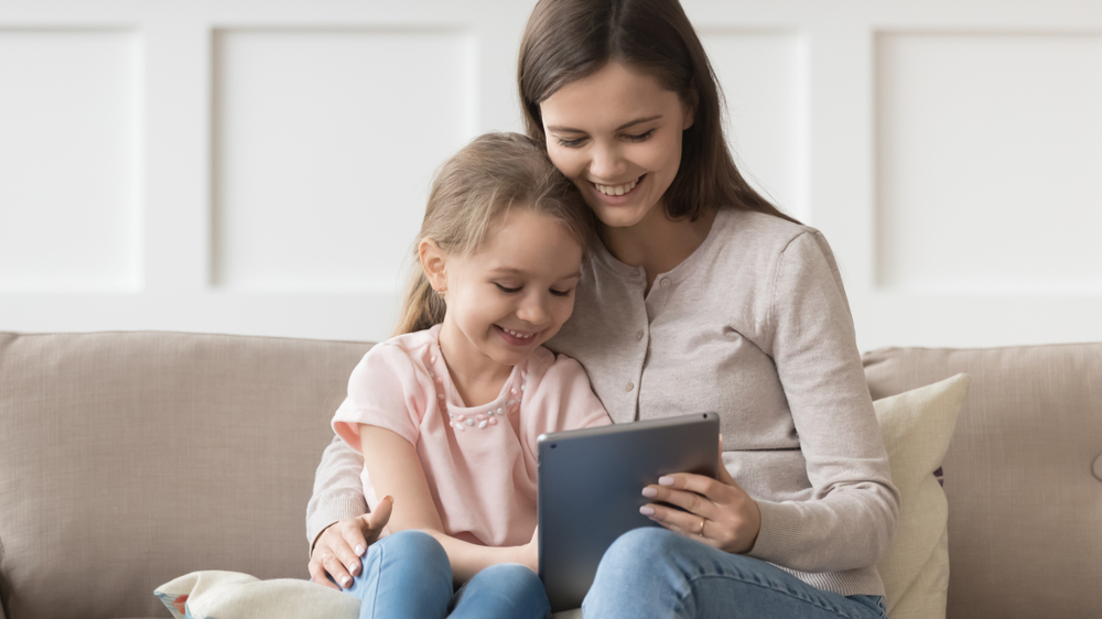 Çocuğuna Telefon-Tablet Veren Ebeveynler Dikkat: Araştırmadan Korkutan Sonuç Çıktı, © shutterstock