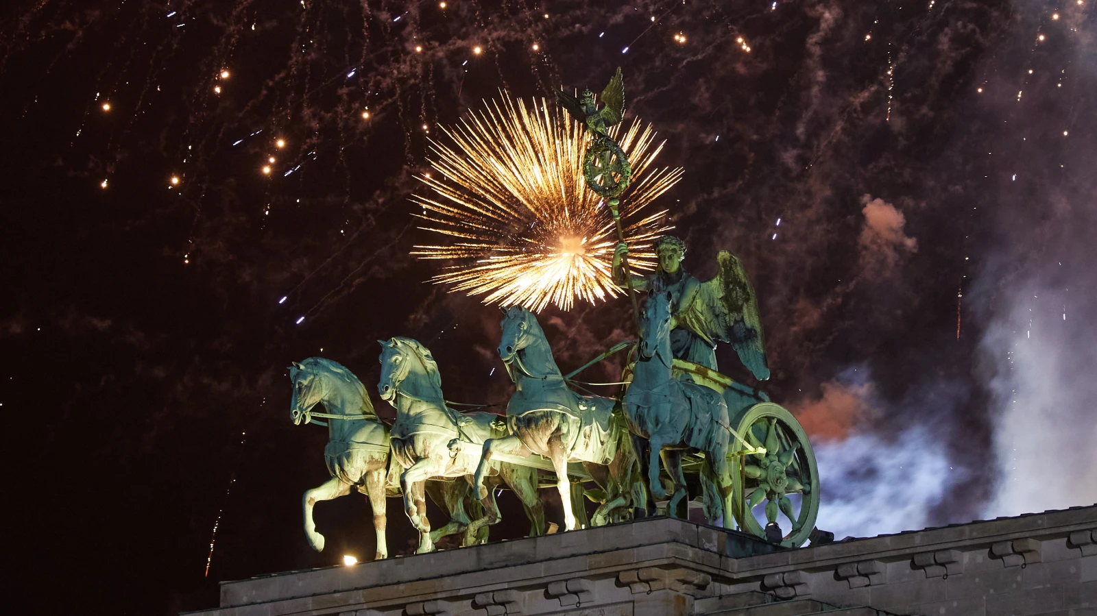 Berlin`de Yılbaşı bilançosu Ağır!, © dpa Berlin`de Yılbaşı bilançosu Ağır!, © dpa