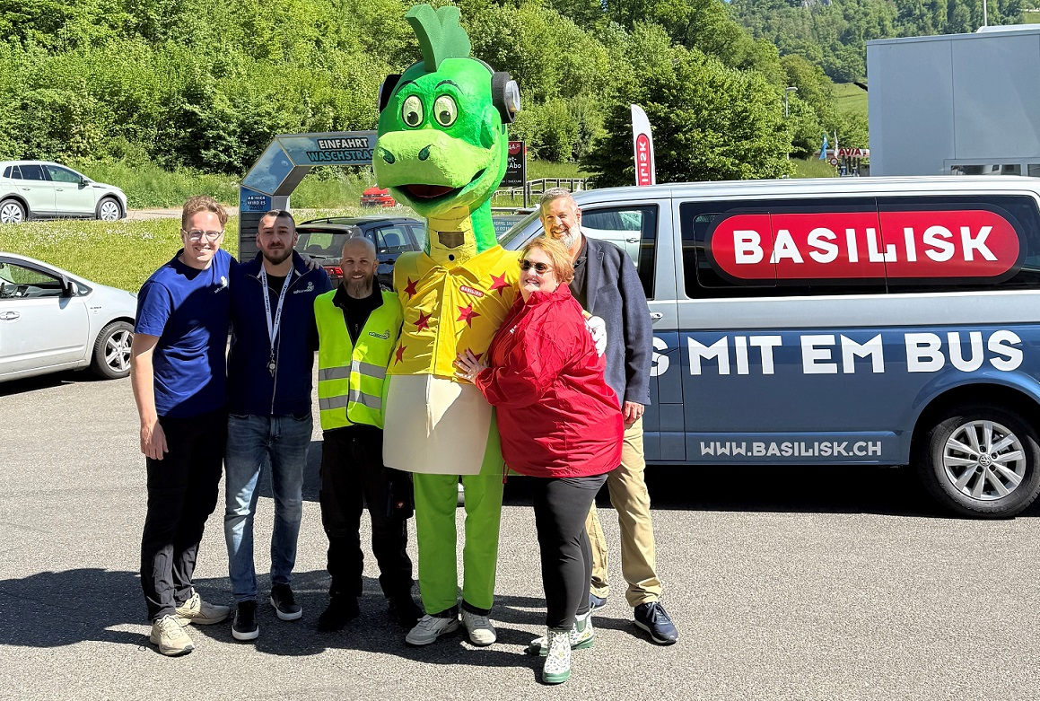 Der Basilisk «Car Wash Day», © Basilisk