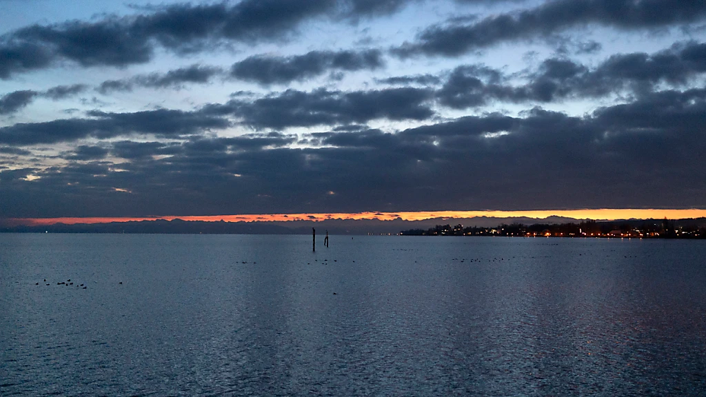 Rund hundert Personen werden derzeit im Bodensee vermisst, © Keystone/SDA Rund hundert Personen werden derzeit im Bodensee vermisst, © Keystone/SDA