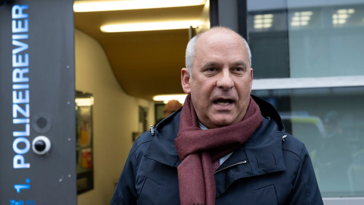 Poseck Skandal Polis Merkezinde İnceleme Yaptı, © dpa