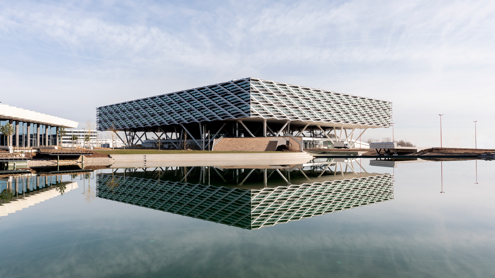 Behörden durchsuchen Hauptsitz von Adidas, © adidas-group.com/