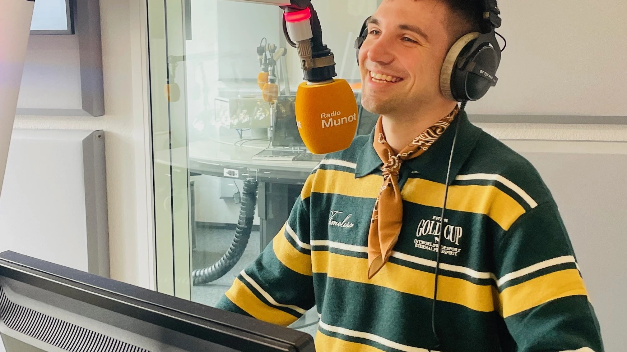 © Radio Munot, Clark S © Radio Munot, Clark S