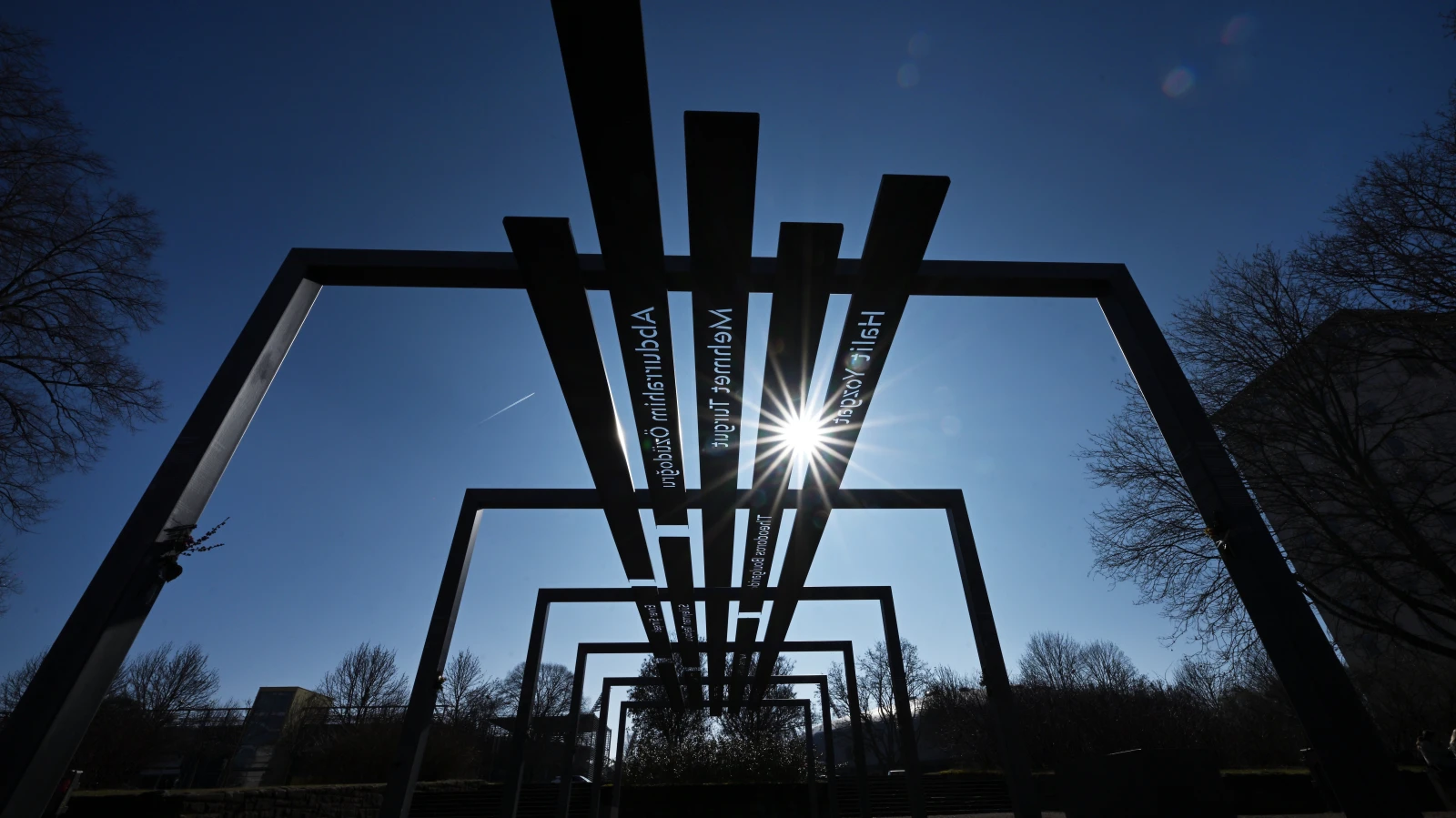 Dortmund’da, NSU tarafından öldürülen Mehmet Kubaşık için ölümünün 19. yılında anma yürüyüşü düzenlendi. , © dpa Dortmund’da, NSU tarafından öldürülen Mehmet Kubaşık için ölümünün 19. yılında anma yürüyüşü düzenlendi. , © dpa