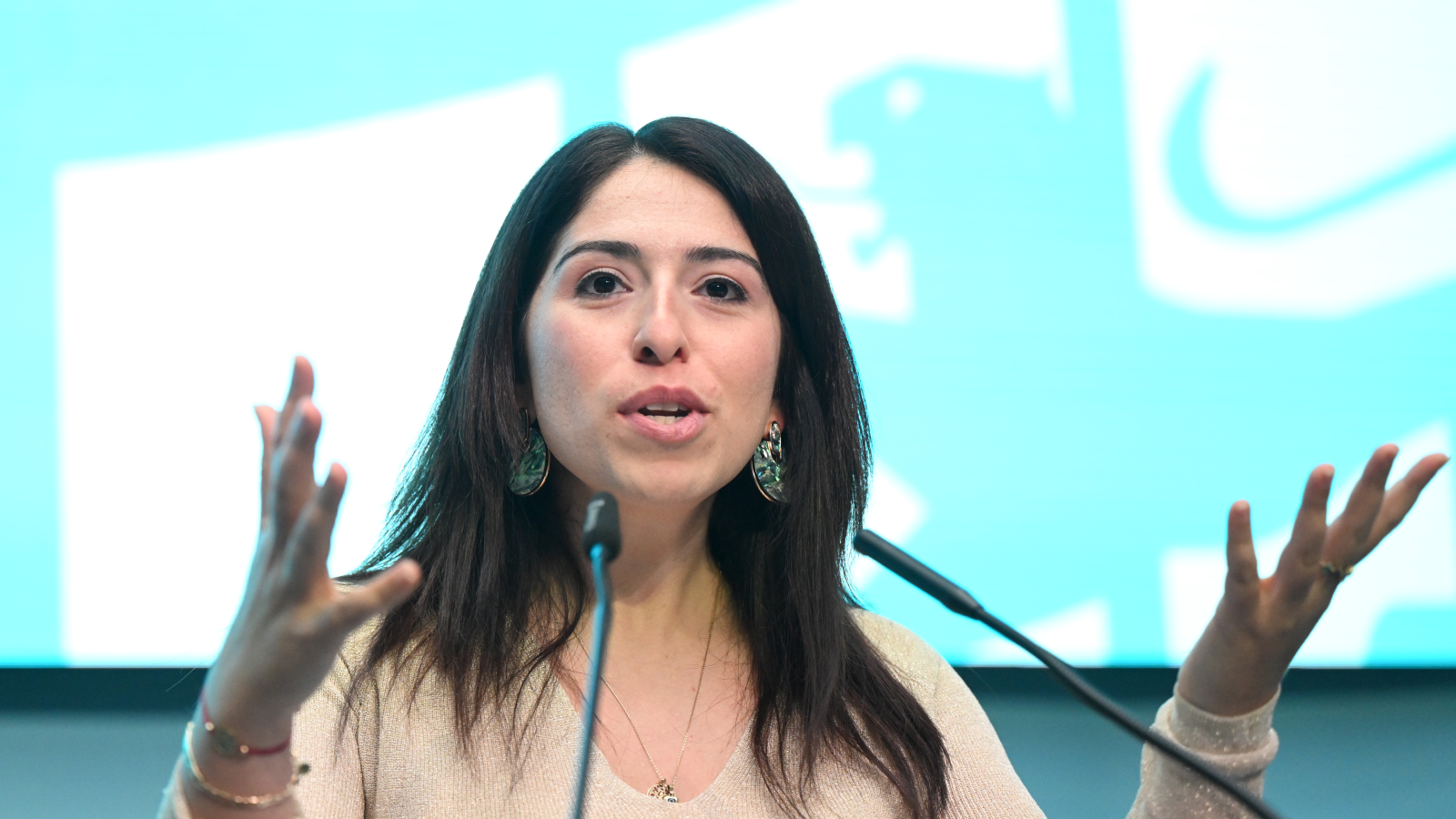 Siyasette Dijital Şiddet: Kadın Politikacılar Neden Daha Çok Hedef Oluyor?, © dpa