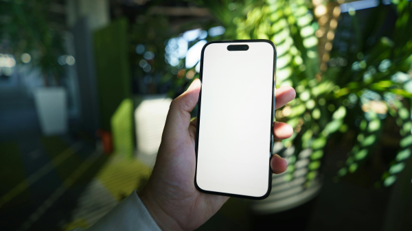 Kein Verlass auf «lebenslangen Rabatt» bei Handy-Abos, © Jakub Zerdzicki