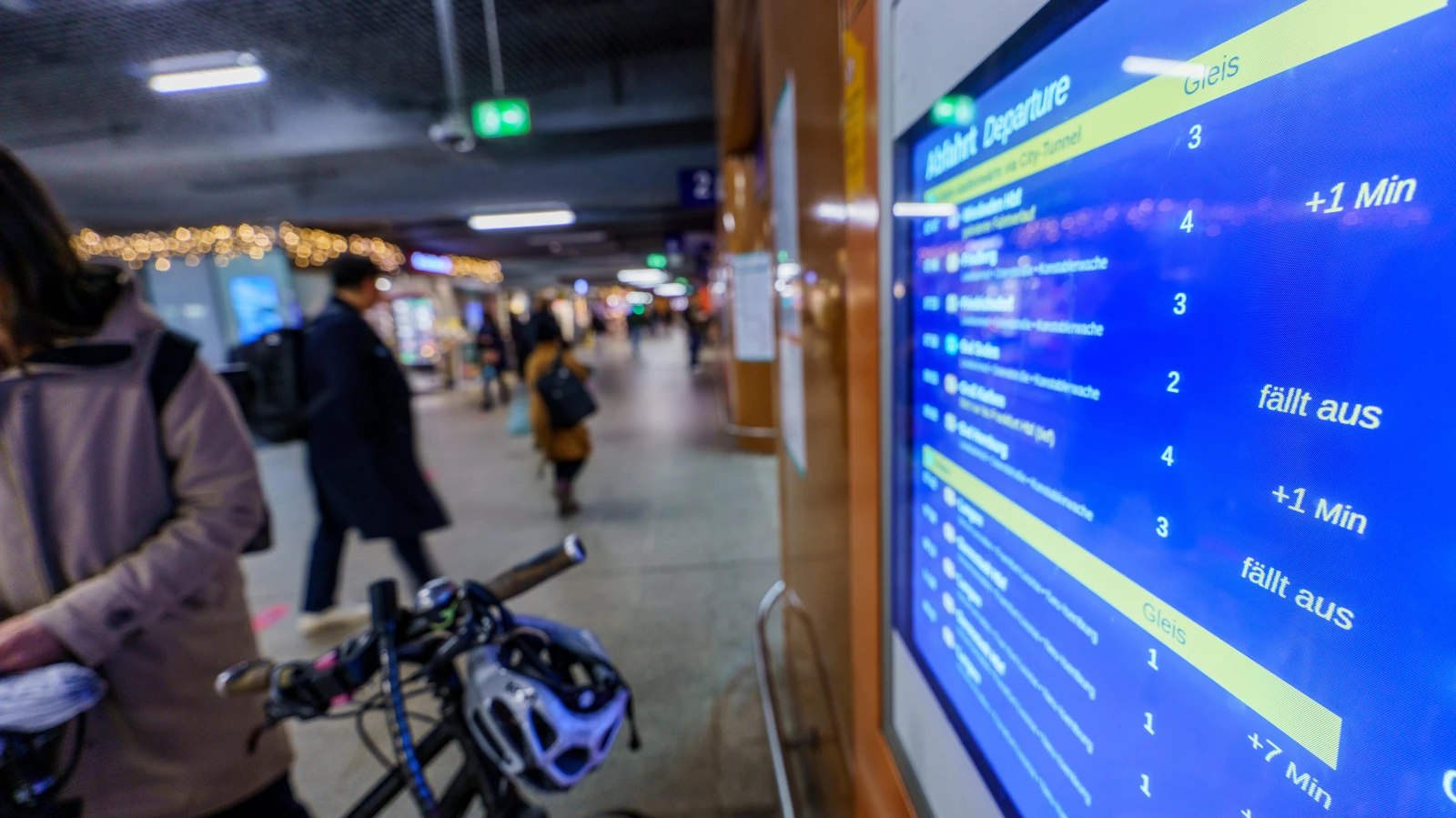 Stuttgart’ta S2 ve S3 Hattı Geçici Olarak Kapatılıyor, © Andreas Arnold/dpa Stuttgart’ta S2 ve S3 Hattı Geçici Olarak Kapatılıyor, © Andreas Arnold/dpa