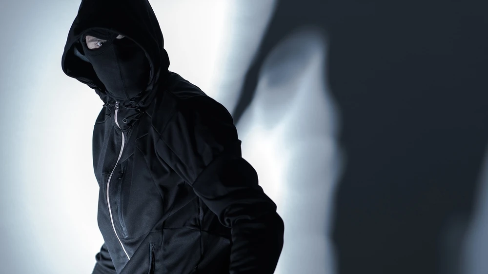 NRW Polisi Hırsızlıkla Mücadelede "Riegel vor" Kampanyası Başlattı, © shutterstock NRW Polisi Hırsızlıkla Mücadelede "Riegel vor" Kampanyası Başlattı, © shutterstock