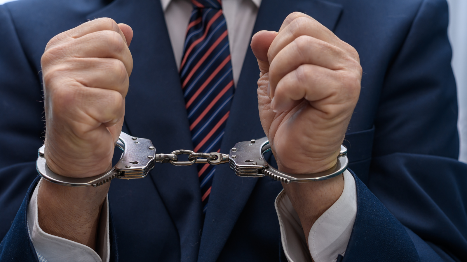 NRW: Şiddet Uygulayan Eşler Geçici Hapse Atılabilsin!, © shutterstock