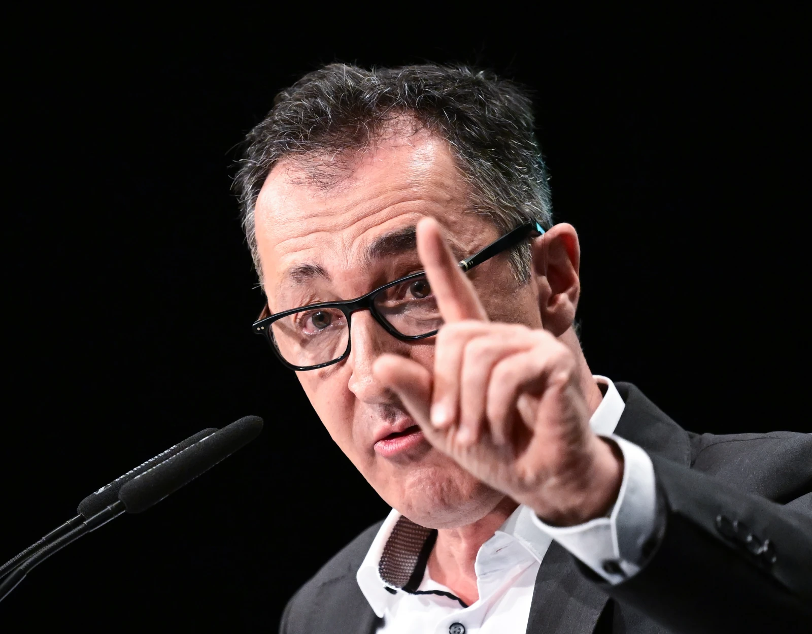 Yeşiller’in hedefi: Baden-Württemberg’i elektromobilitede lider yapmak, © Bernd Weißbrod/dpa Yeşiller’in hedefi: Baden-Württemberg’i elektromobilitede lider yapmak, © Bernd Weißbrod/dpa