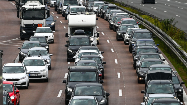 Almanya’da Trafik Çilesi Rekor Kırdı!, © dpa