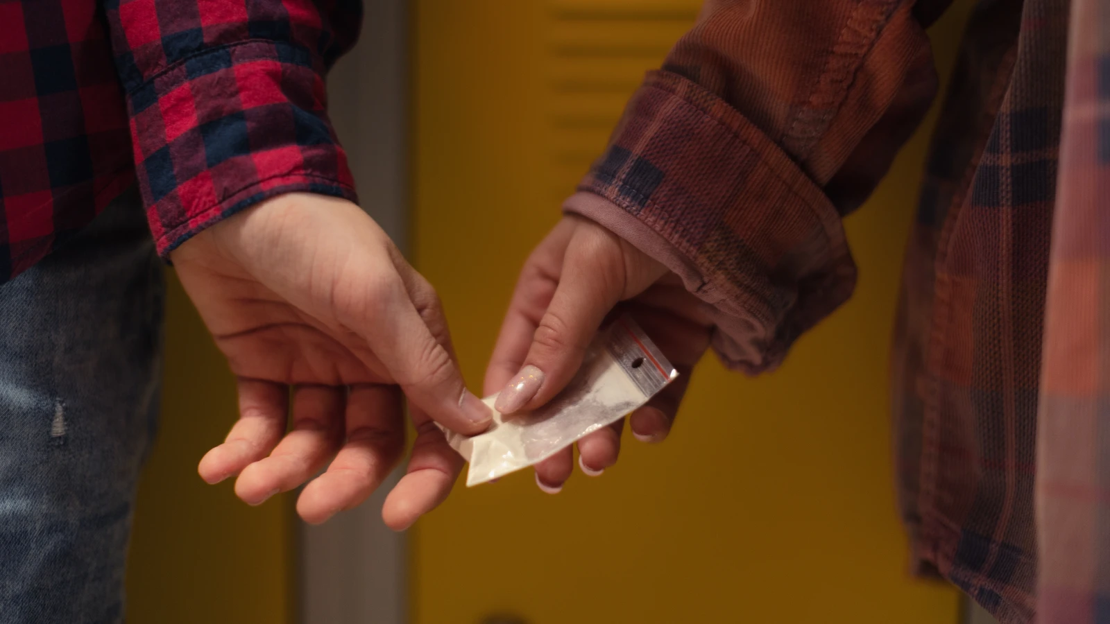 Hamburg’da “Messenger” üzerinden uyuşturucu servisi: İlk tutuklama gerçekleşti, © shutterstock Hamburg’da “Messenger” üzerinden uyuşturucu servisi: İlk tutuklama gerçekleşti, © shutterstock