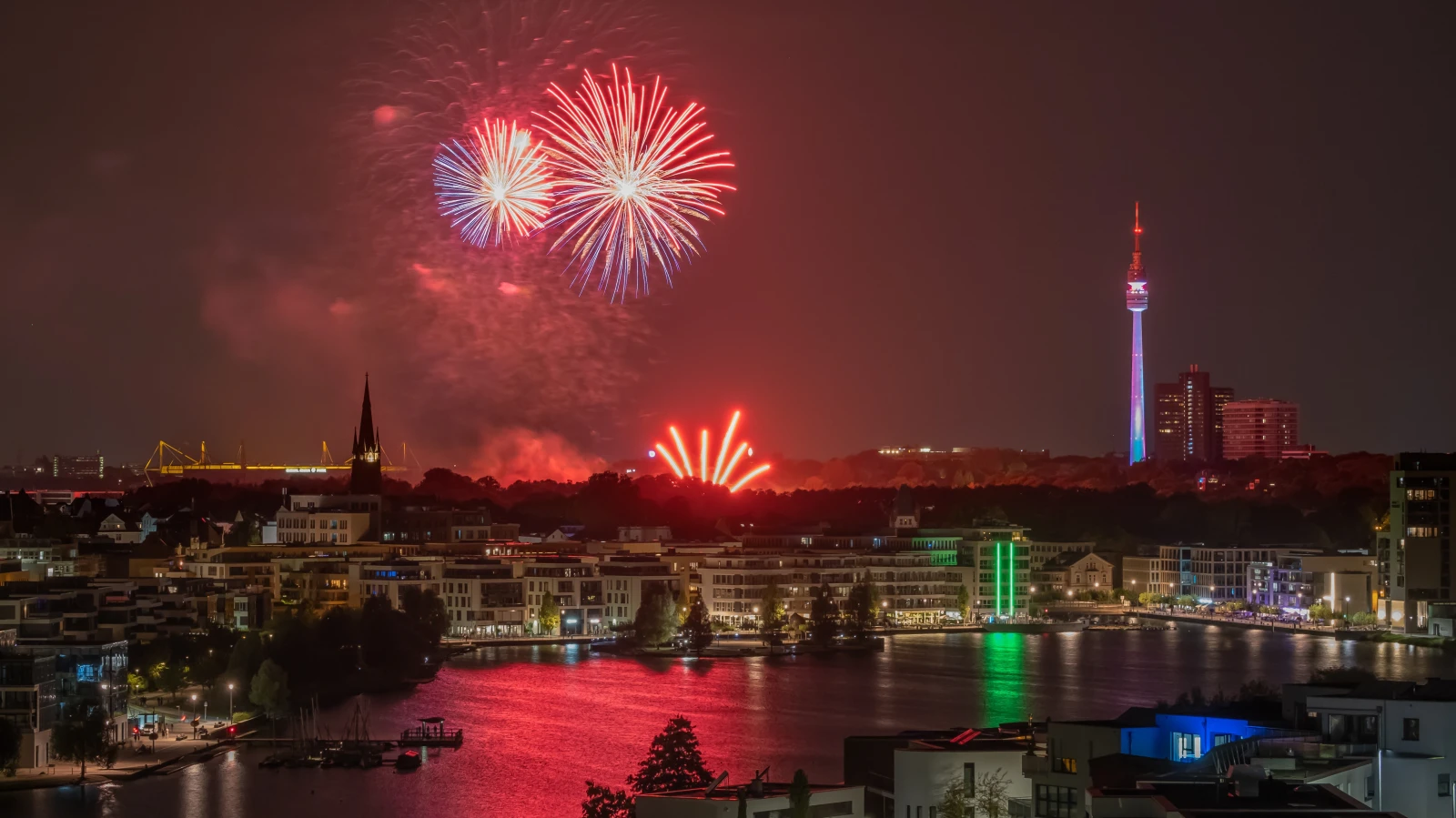 Dordmund’ta ve Grevenbroich’te Havai Fişek Satışı Başladı, © shutterstock Dordmund’ta ve Grevenbroich’te Havai Fişek Satışı Başladı, © shutterstock