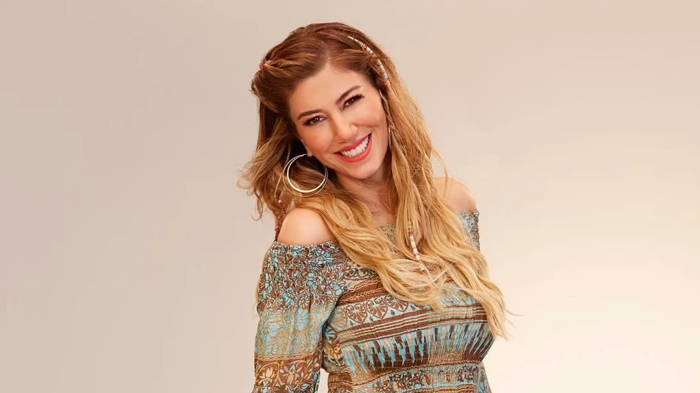 Ses Sanatçısı Nadide Sultan: Dekolte Giymek Sesine Olan Güvensizliktir, © nadidesultanofficial / instagram Ses Sanatçısı Nadide Sultan: Dekolte Giymek Sesine Olan Güvensizliktir, © nadidesultanofficial / instagram