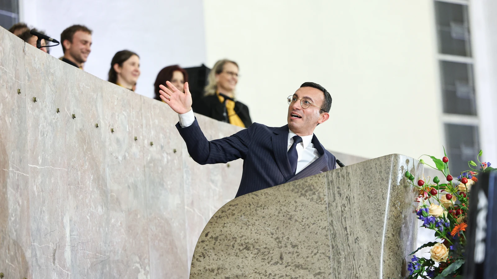 Frankfurt’ta Kreş Personeline Aylık 200 Euro Zam Planı, © Hannes P. Albert/dpa Frankfurt’ta Kreş Personeline Aylık 200 Euro Zam Planı, © Hannes P. Albert/dpa