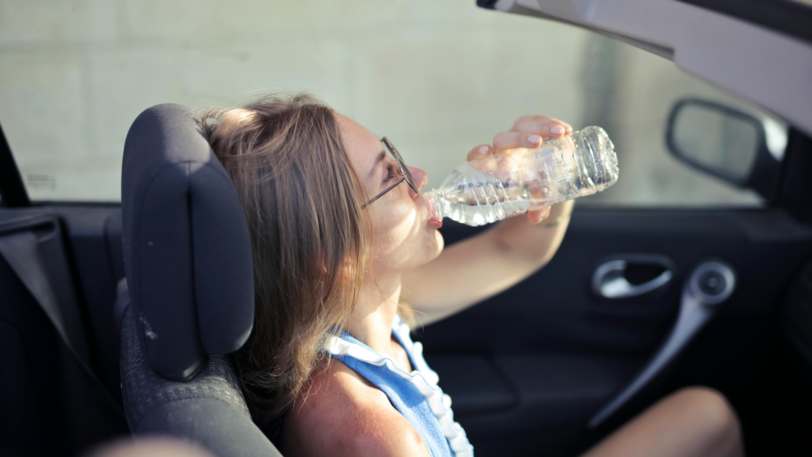 Hitze im Auto trotzen: Sicher und entspannt durch den Sommer, © Andrea Piacquadio