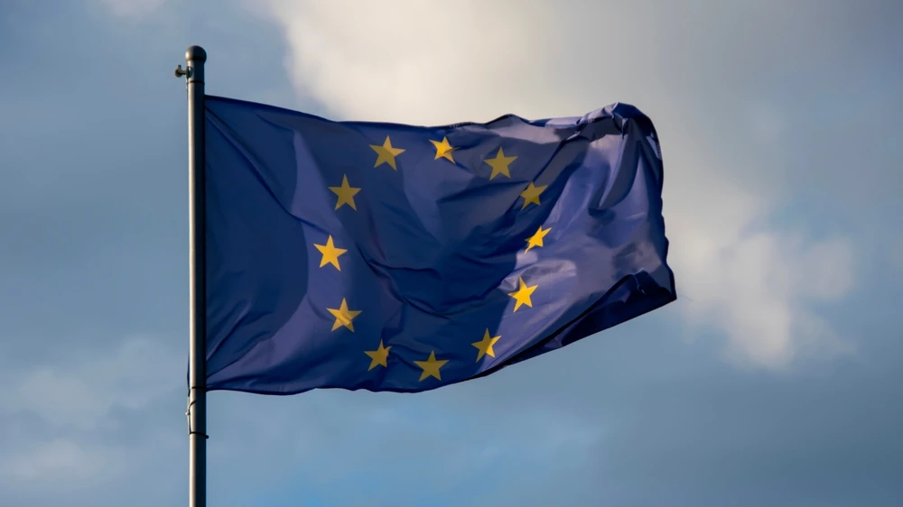 Avrupa Birliği, Apple'a Yeni Bir Soruşturma Açtı: İşte Nedeni, © shutterstock Avrupa Birliği, Apple'a Yeni Bir Soruşturma Açtı: İşte Nedeni, © shutterstock