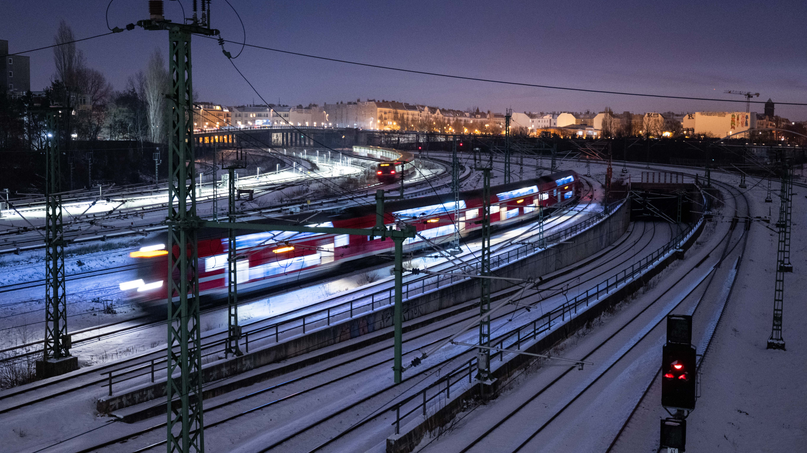Demiryollarında Aksamalar: Yolculara Uyarı, © Christophe Gateau/dpa