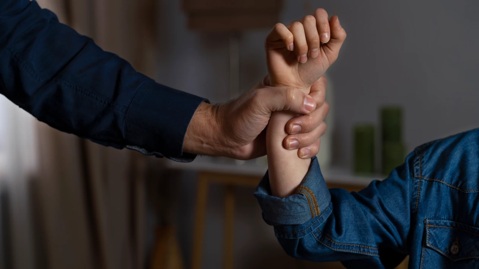 Bundesrat will Gewaltfreie Erziehung im Gesetz verankern, © Freepik Bundesrat will Gewaltfreie Erziehung im Gesetz verankern, © Freepik