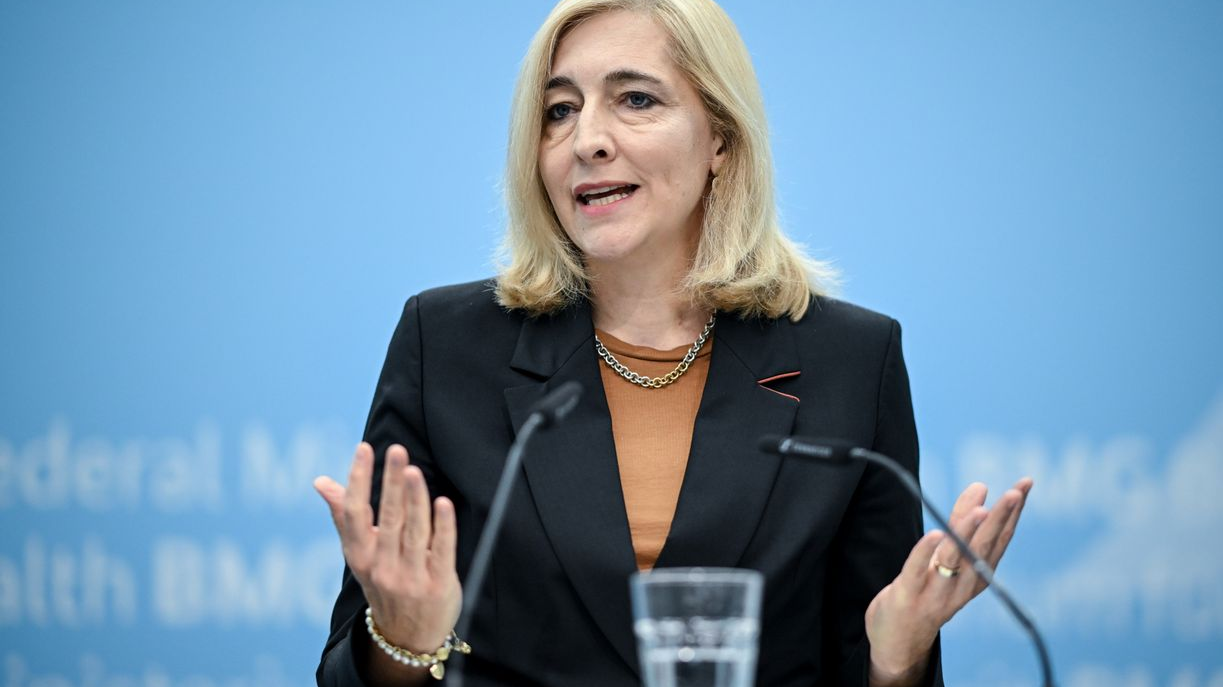 Sağlık Bakanı Nina Warken, Klinik Atlas projesini sonlandırıyor!, © Britta Pedersen/dpa