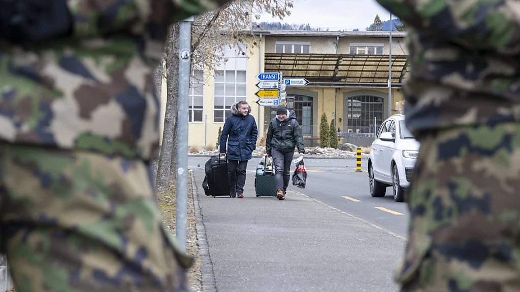 Über 12'000 junge Männer und Frauen rücken in Armee ein, © Archivbild Über 12'000 junge Männer und Frauen rücken in Armee ein, © Archivbild