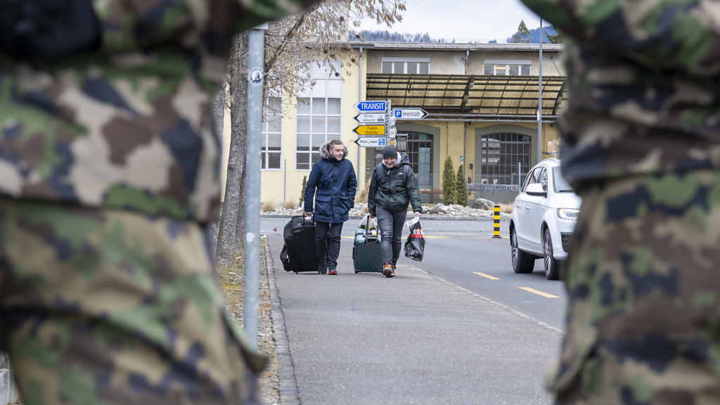 Über 12'000 junge Männer und Frauen rücken in Armee ein, © Archivbild
