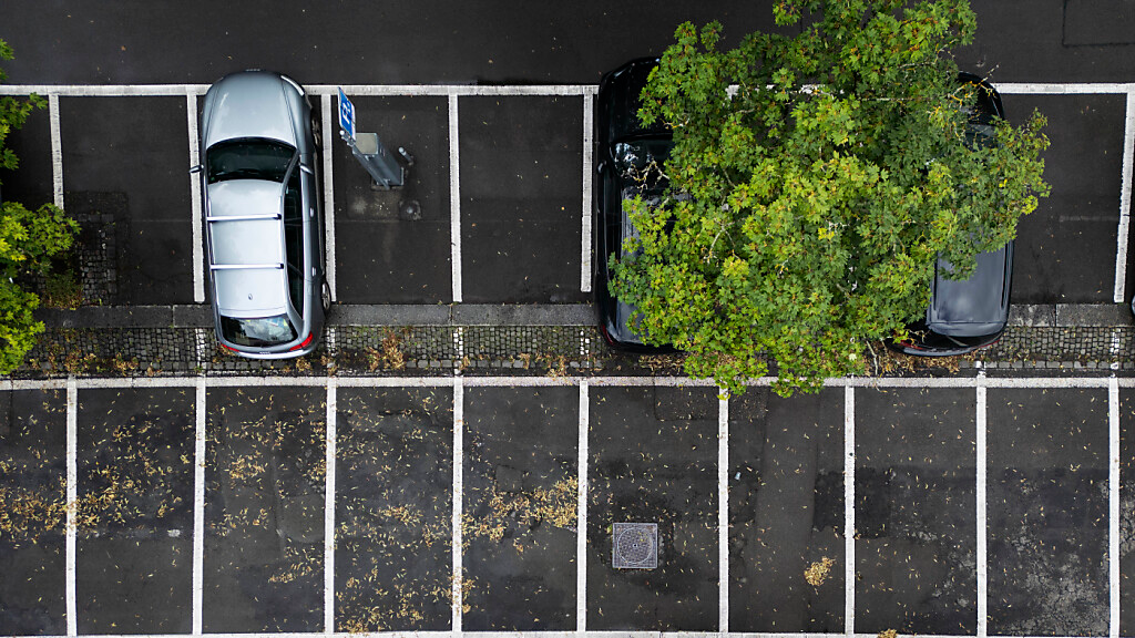Parkieren in St. Gallen kostet neu auch nachts, © Keystone / SDA / Symbolbild